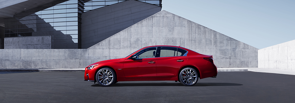 2019 INFINITI Q50 2.0t PURE vs 2019 INFINITI Q50 3.0t LUXE